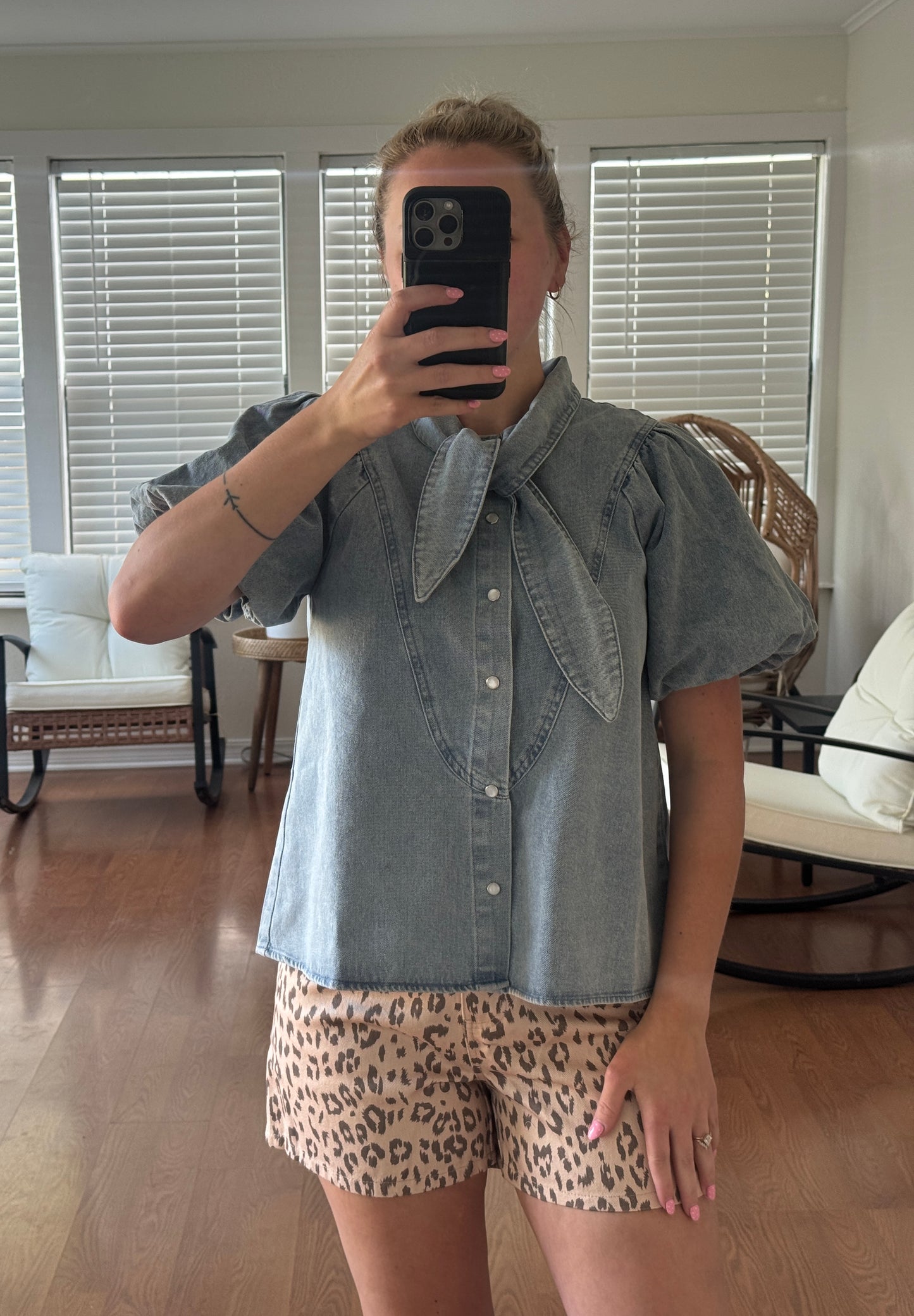 Leopard Print High Waisted Shorts - Tan