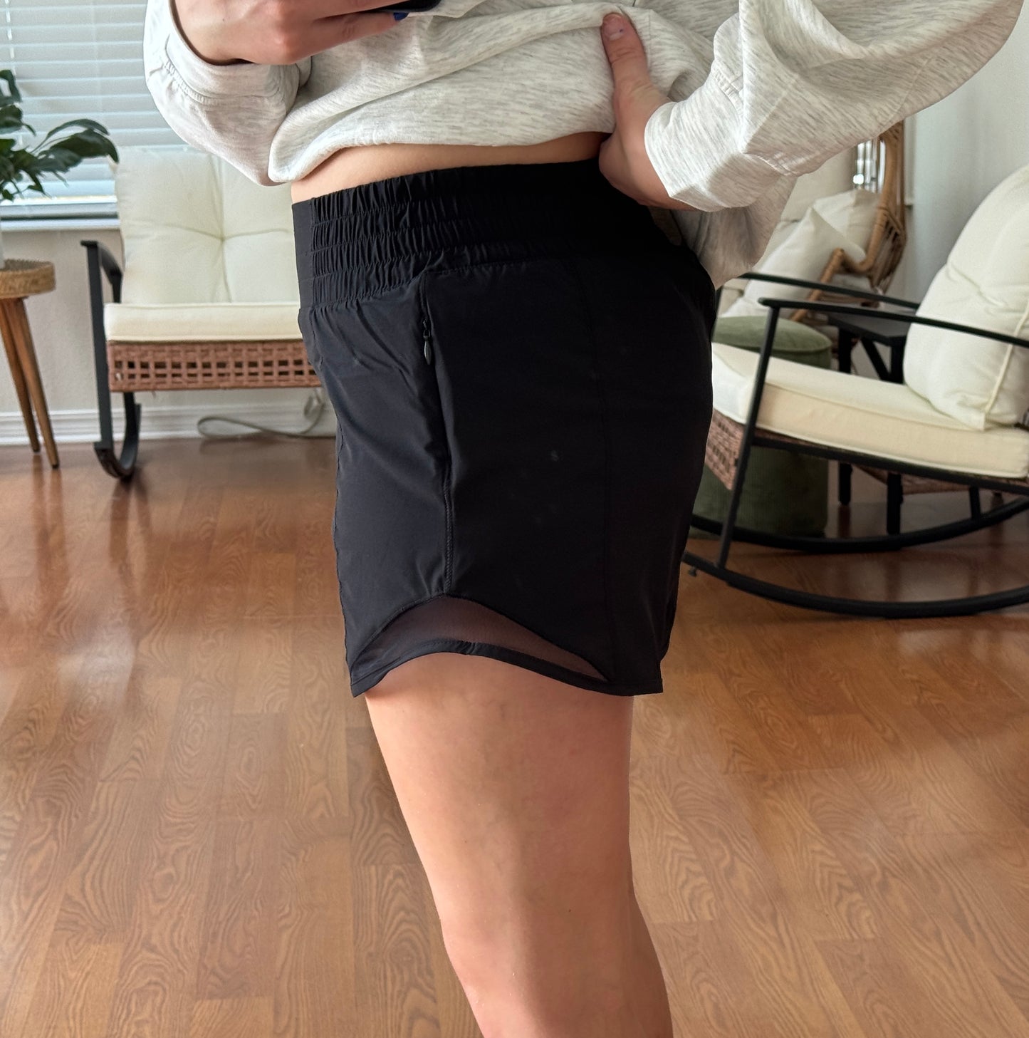 Active Shorts w/ Mesh - Black