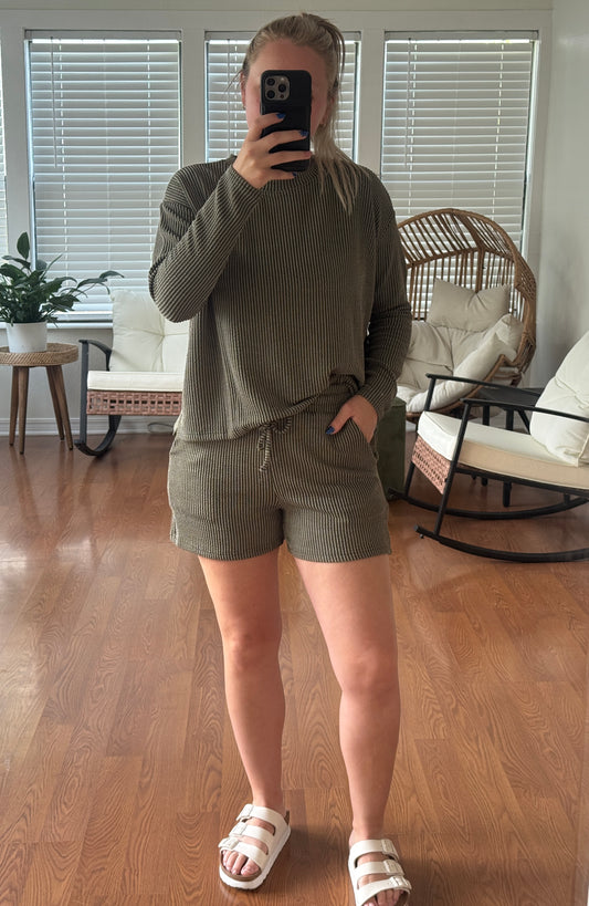 Ribbed Long Sleeve/Shorts Matching Set - Olive Green