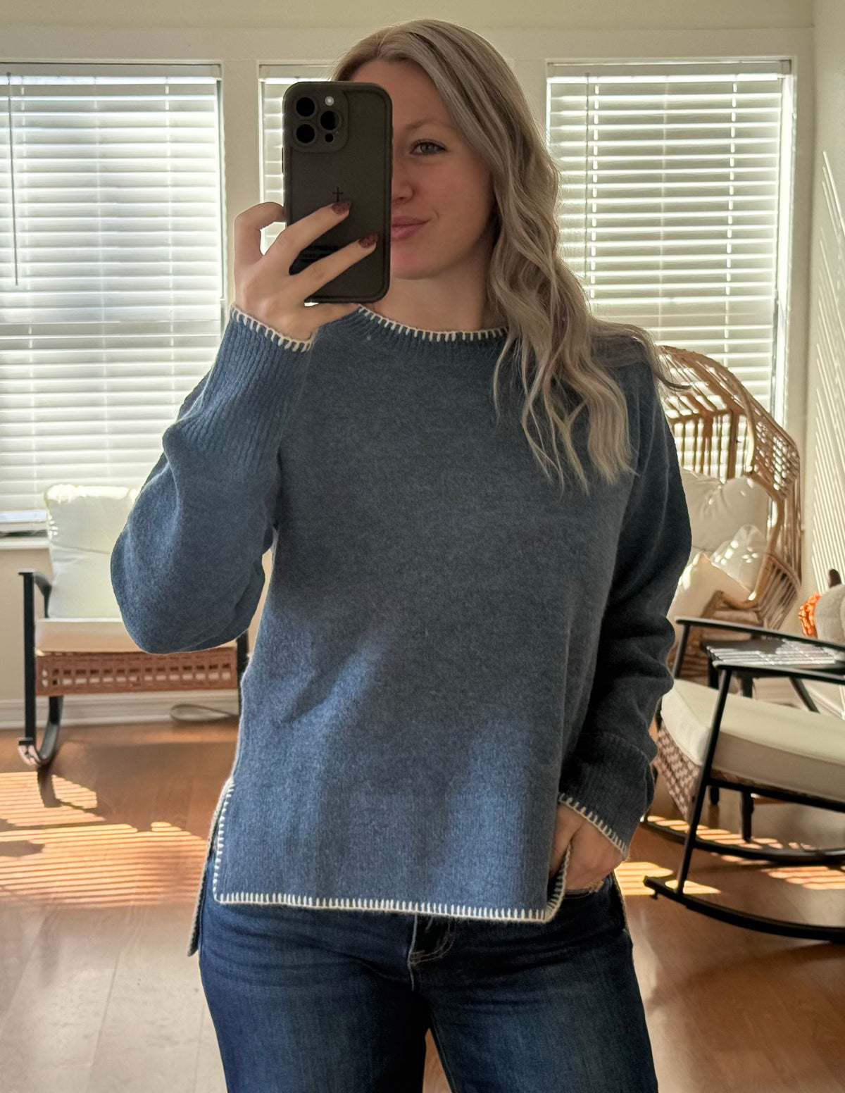 Contrast Stitch Wool Sweater - Navy