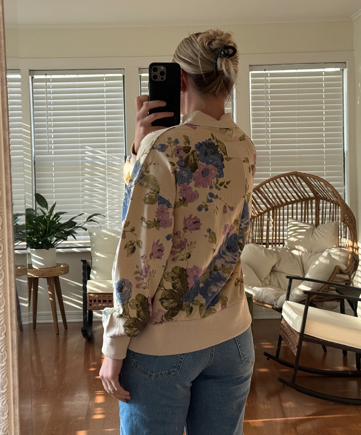 Floral Print Sweatshirt - Cream