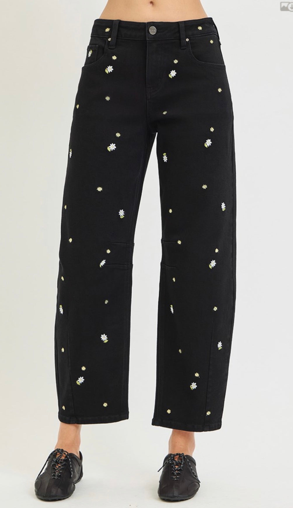 Slouchy Barrel Embroidered Jeans - Black
