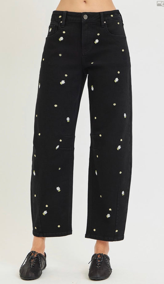 Slouchy Barrel Embroidered Jeans - Black