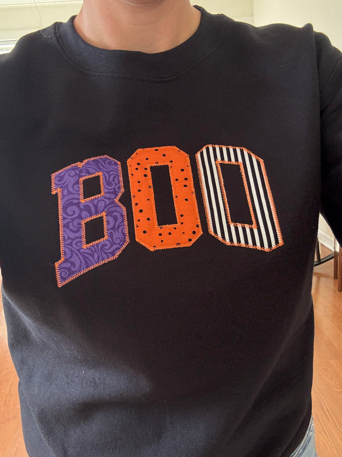 “Boo" Applique Sweatshirt - Black