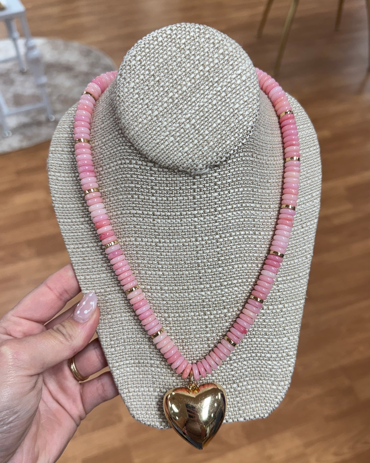 Gold Heart Pendant Beaded Necklace - Pink